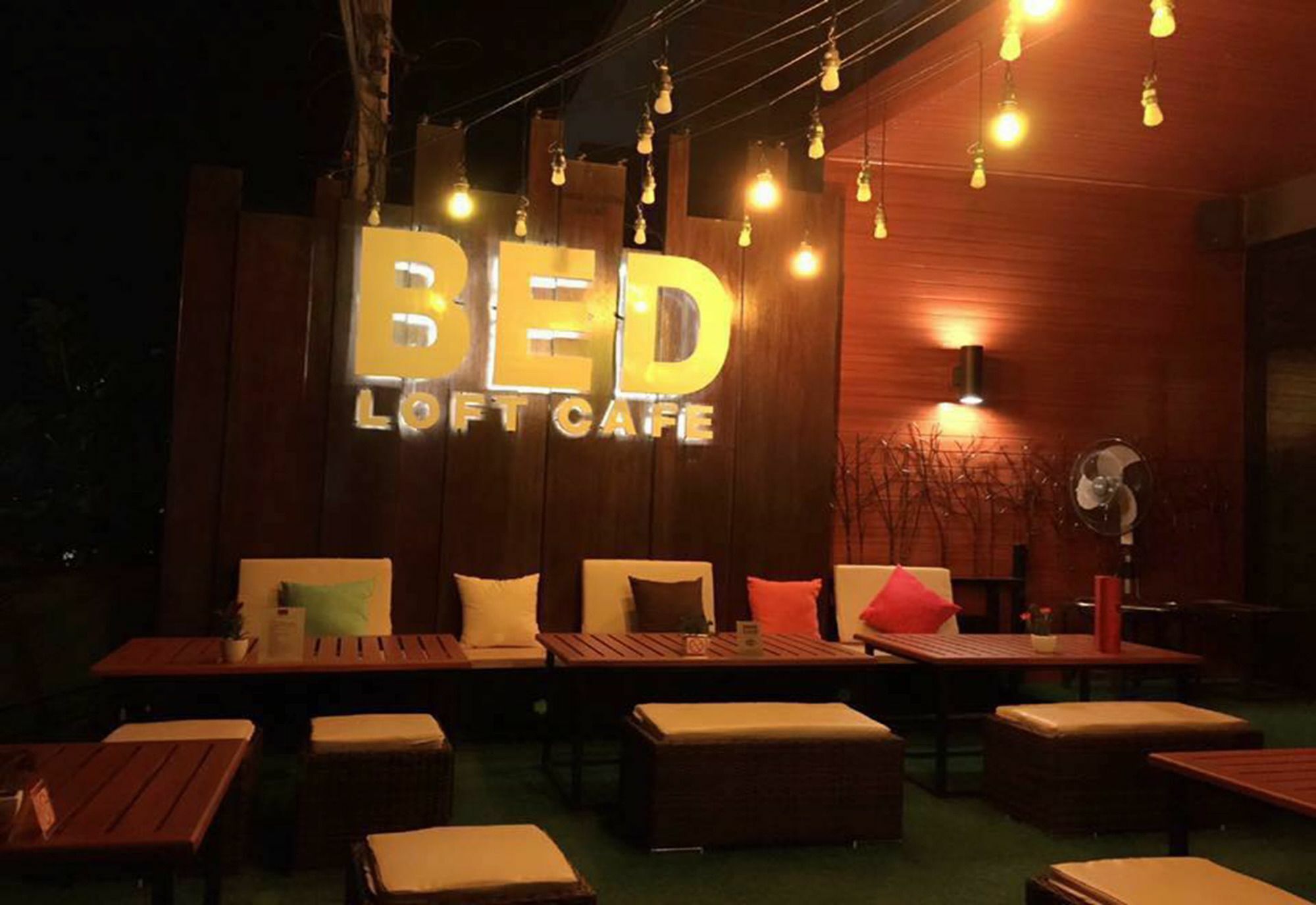 Hotel Bed Loft Cafe Khon Kaen Exteriér fotografie